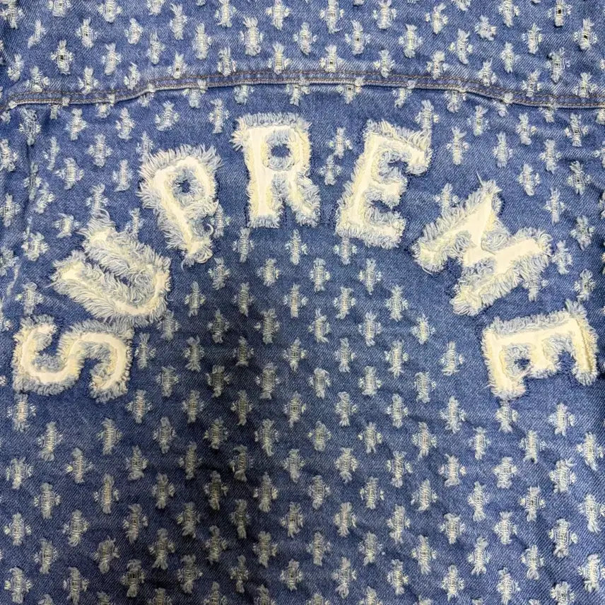 [BUNJANG] Supreme Hole Punch Denim Trucker / [M]슈프림 홀 펀치 데님 트러커