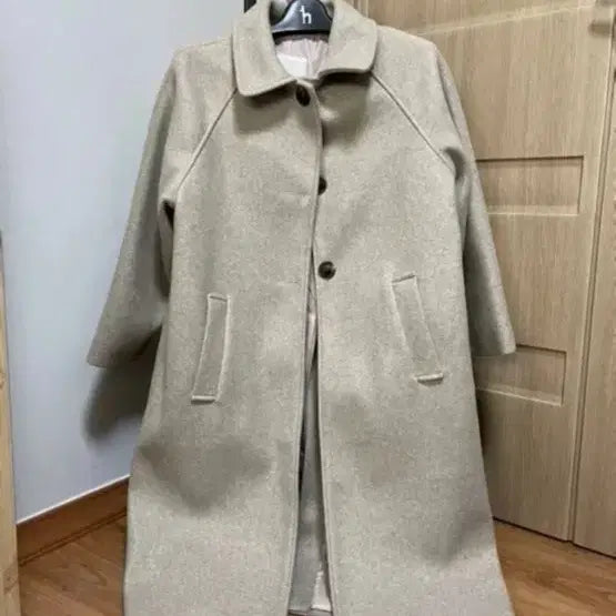 [BUNJANG] Beige Coat / 베이지 코트
