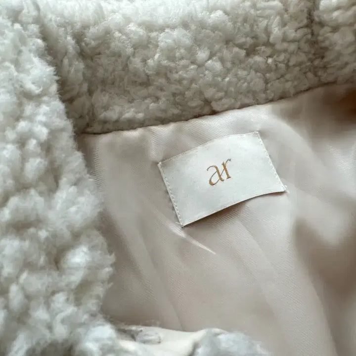 [BUNJANG] Around Us Fleece Jacket / 어라운드율 양털 뽀글이 자켓