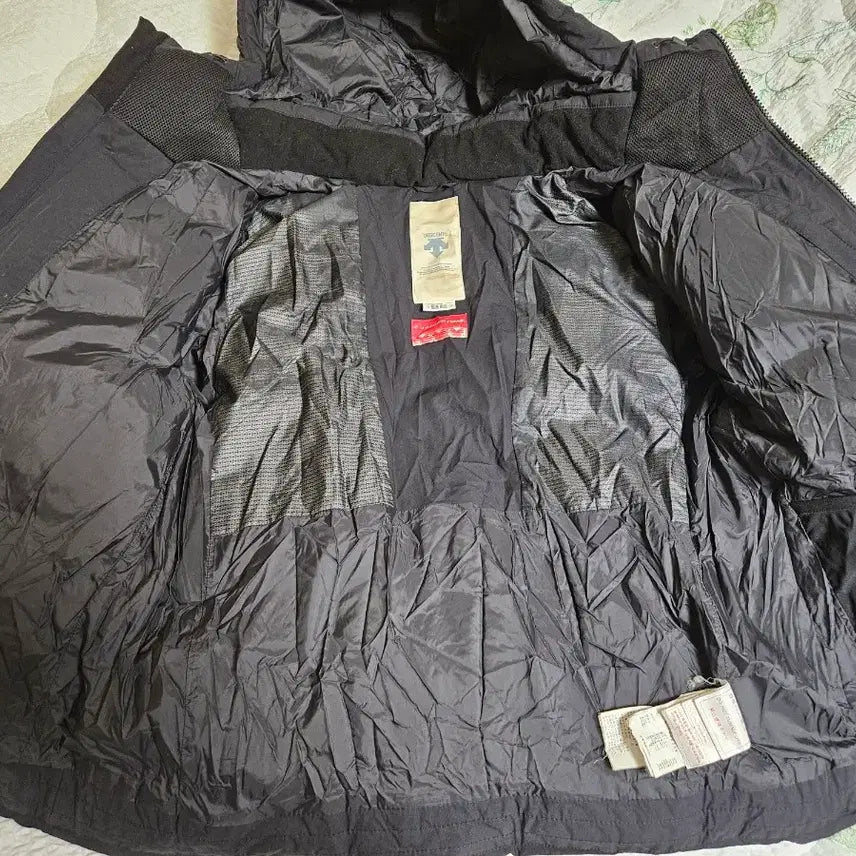 [BUNJANG] Descente Audi Padded Jacket (Size 90) / 데상트 아우디 패딩팔아요(90)