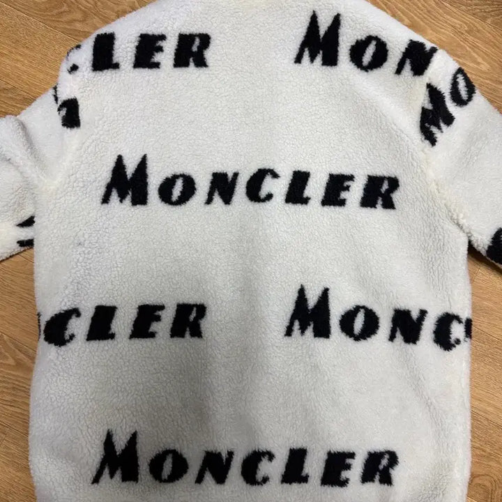 [BUNJANG] Moncler Reversible Fleece / [L]몽클레르 리버서블 플리스