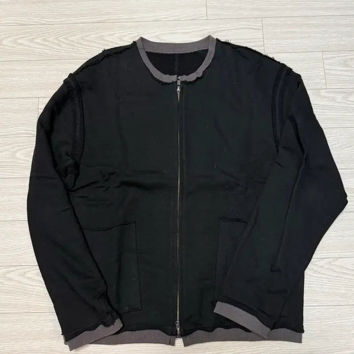 [BUNJANG] Hatching Room Cardigan (Size 2) / 해칭룸 가디건 2사이즈