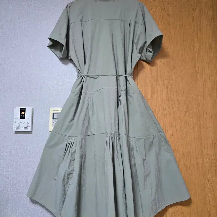 [BUNJANG] Unbranded Khaki Short-Sleeve Shirt Dress / 반팔 셔츠 원피스 카키