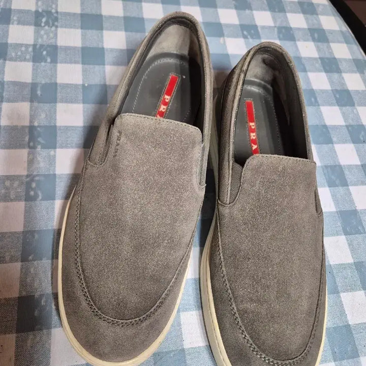 [BUNJANG] Prada Suede Slip-on Gray / 프라다 스웨이드 슬립온 그레이