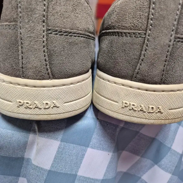 [BUNJANG] Prada Suede Slip-on Gray / 프라다 스웨이드 슬립온 그레이