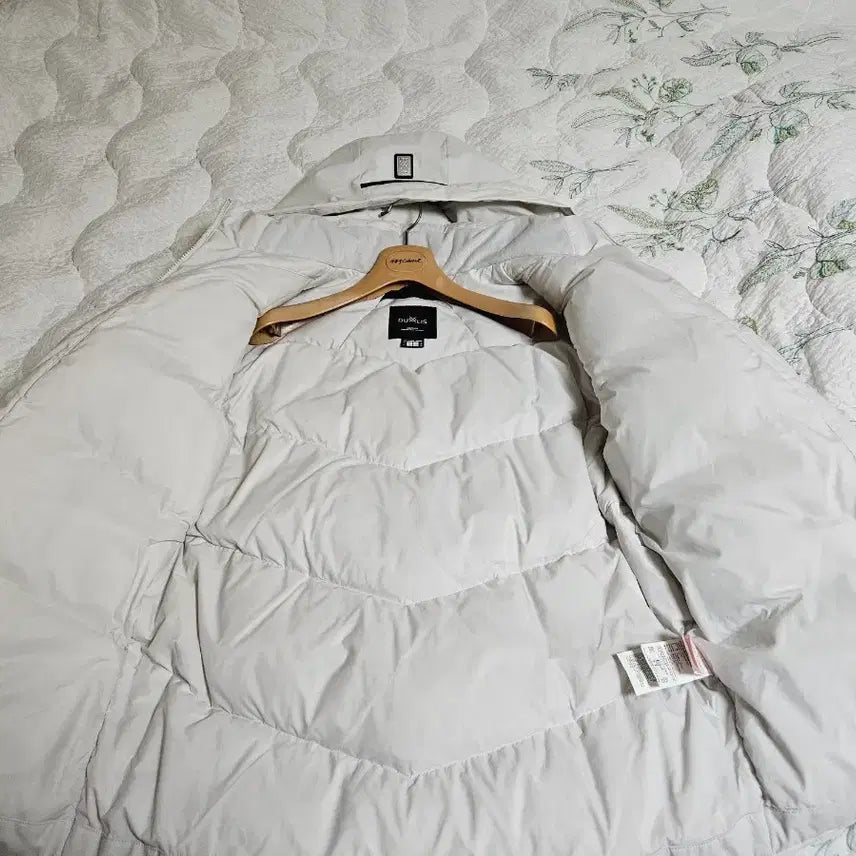 [BUNJANG] Descente Dualis Duck Down Technical Middle Down Jacket (95) / 24FW 데상트 듀얼리스 패딩팔아요(95)거의새것