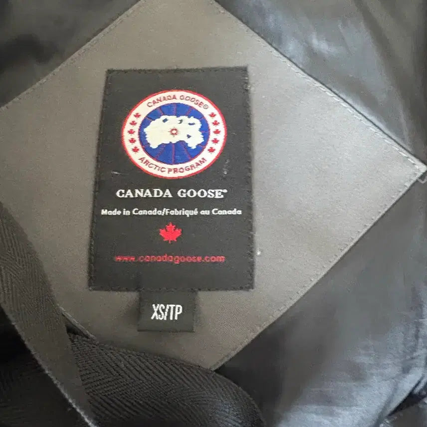 [BUNJANG] Canada Goose Winter Jacket / 캐나다구스