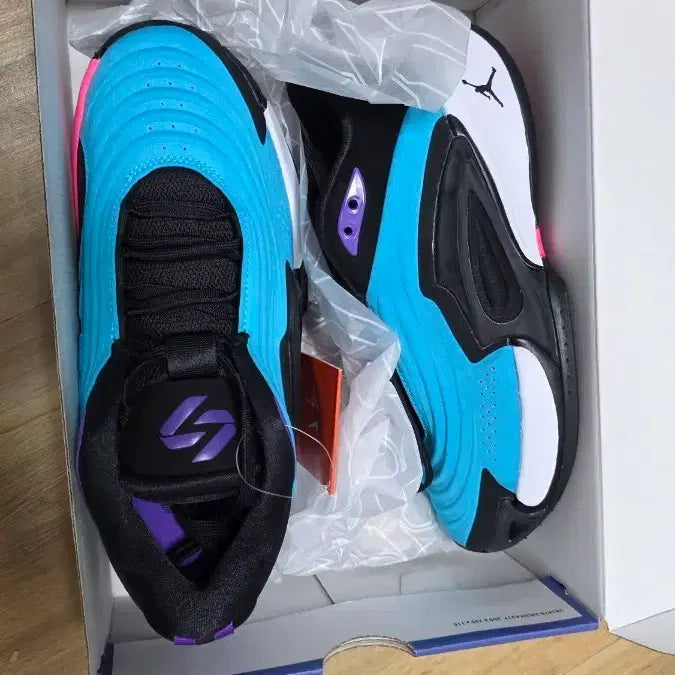 [BUNJANG] Nike Jordan Luka 3 Sneakers / 나이키 조던 루카 3  240사이즈 팝니다