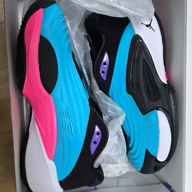 [BUNJANG] Nike Jordan Luka 3 Sneakers / 나이키 조던 루카 3  240사이즈 팝니다