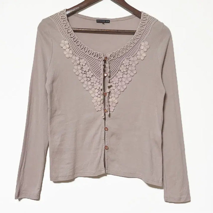 [SOLD OUT] 일본빈티지 콩단추 레이스라인 버튼업 긴팔티가디건 인디핑크 모리걸하구미룩
