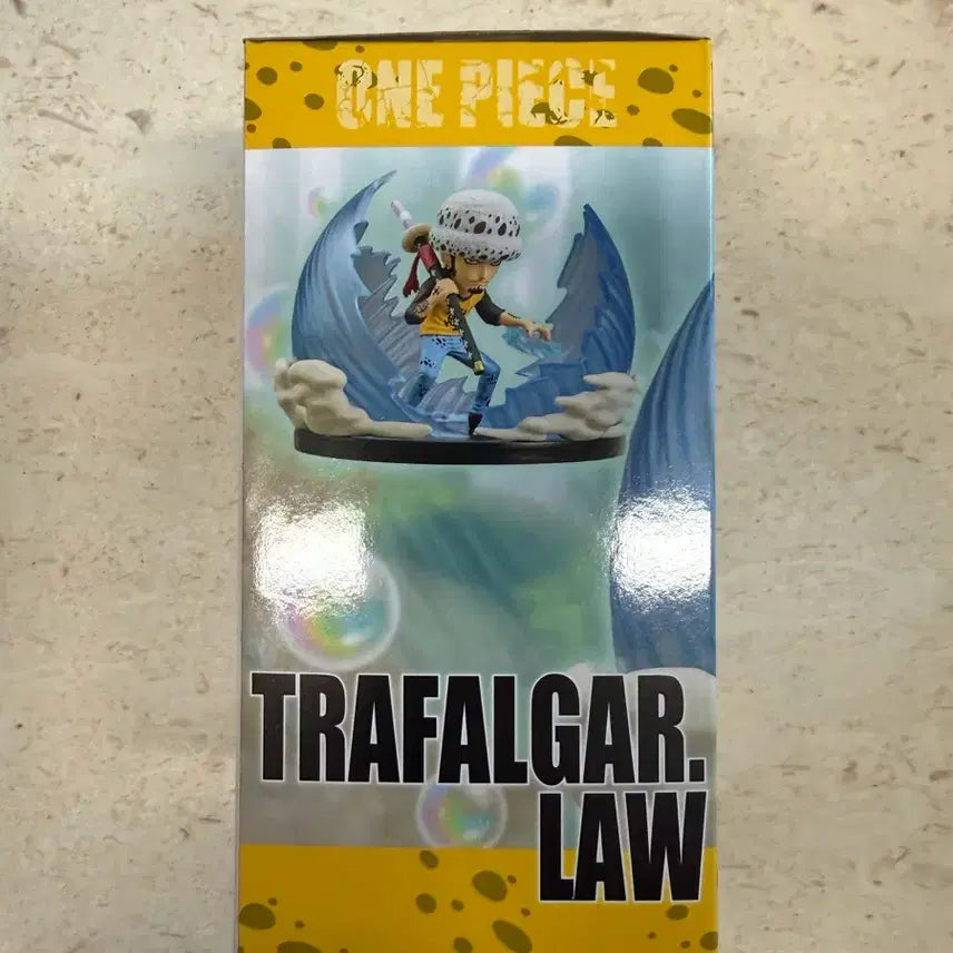 [BUNJANG] One Piece Trafalgar Law World Collectable Figure / 반다이 원피스 월드 콜렉터블 피규어 스페셜  트라팔가 로우 팝니다