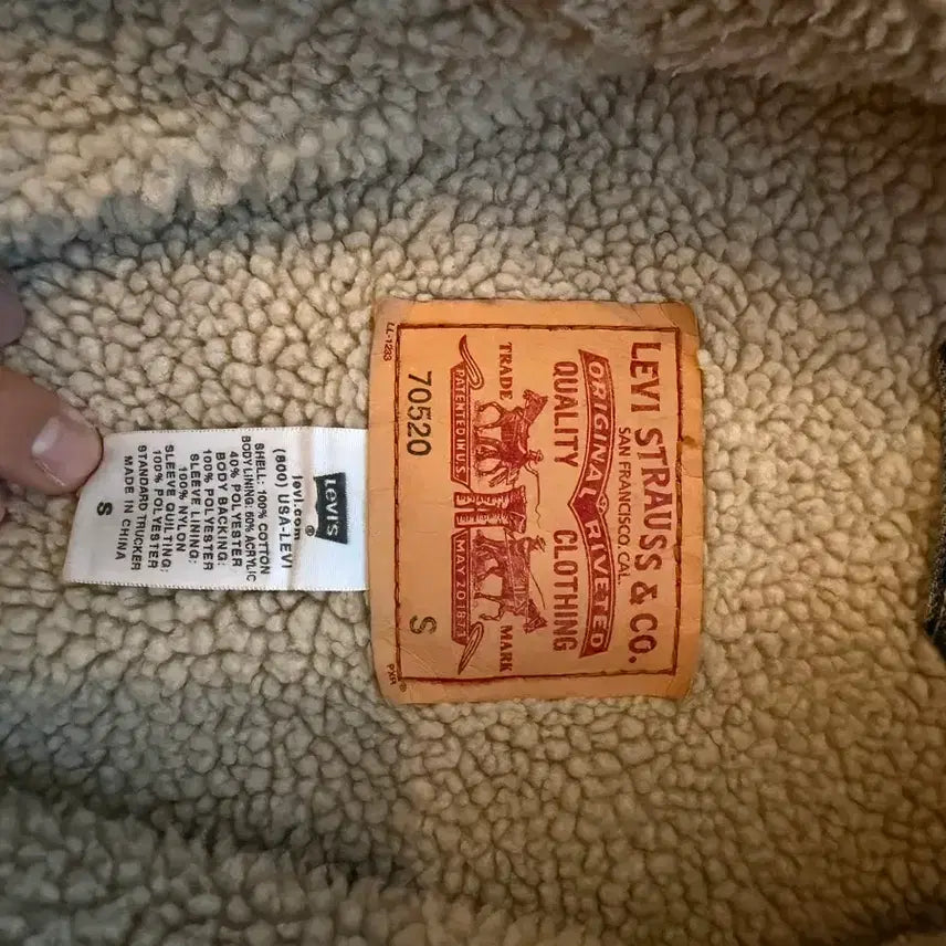 [BUNJANG] Levi's Sherpa Trucker Jacket / [판매] 리바이스 쉐르파 트러커