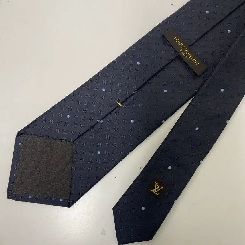 [BUNJANG] Louis Vuitton Tie / (정품) 루이비통 넥타이팝니다