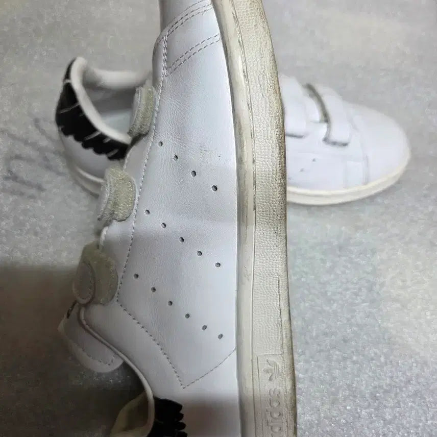 [BUNJANG] Adidas Stan Smith White Sneakers / 아디다스 스탠스미스 찍찍이 화이트