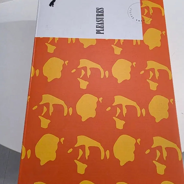 [BUNJANG] Pleasures x Puma Velophasis Re-Lace Red Orange Sneakers / 플레저스 x 푸마 벨로파시스 레이얼스 레드 오렌지 275