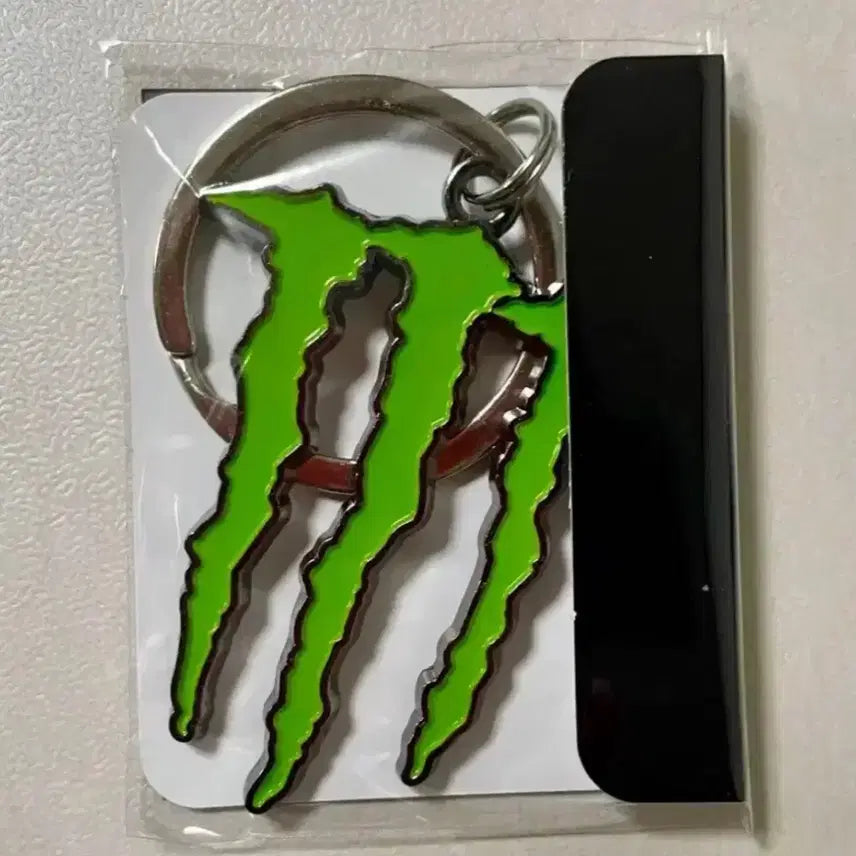 [BUNJANG] Monster Energy Drink Keyring Japan Limited Popup Key Holder Logo / 몬스터 에너지 드링크 키링 일본 한정 팝업 키홀더 로고