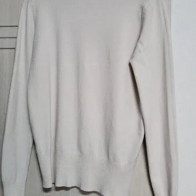 [BUNJANG] Cream Color Knit Sweater / 따뜻한 크림색 니트