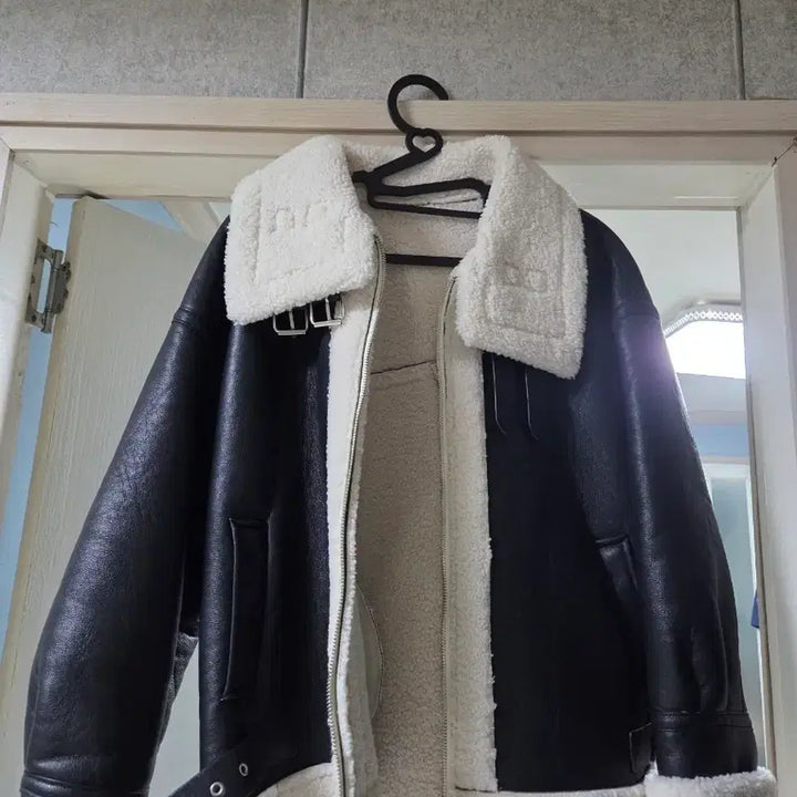 [BUNJANG] Women's Faux Fur Jacket / 블랙 무스탕 퍼 자켓 여성용