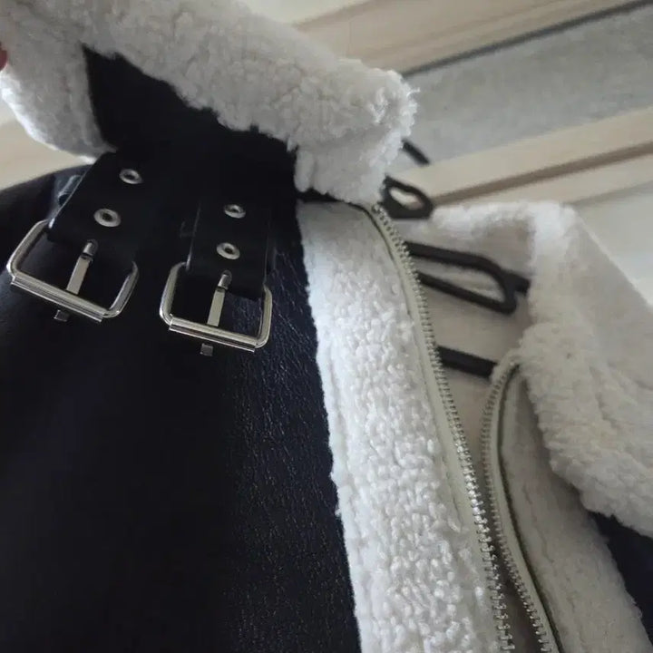 [BUNJANG] Women's Faux Fur Jacket / 블랙 무스탕 퍼 자켓 여성용