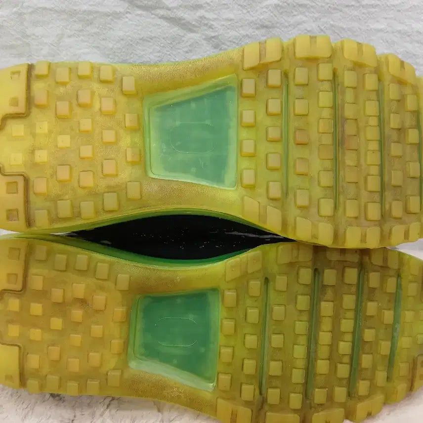 [BUNJANG] Nike Sneakers Black/Lime 285mm / 나이키 운동화 블랙/형광 285사이즈