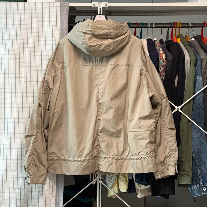 [SOLD OUT] 비이커 윈드브레이커 후디 점퍼 베이지 3사이즈