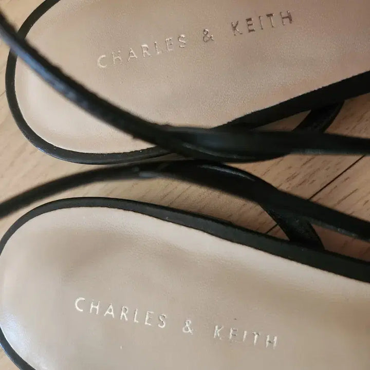 [BUNJANG] Charles & Keith Slingback 38 Size / 찰스앤키스 슬링백 38사이즈