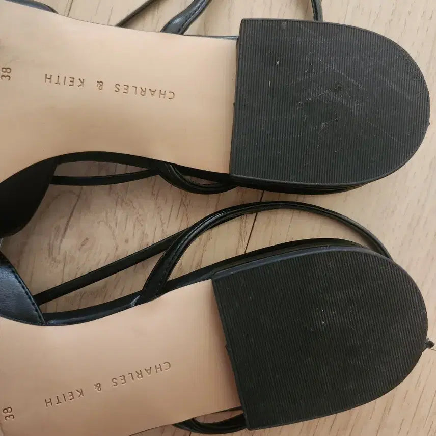 [BUNJANG] Charles & Keith Slingback 38 Size / 찰스앤키스 슬링백 38사이즈