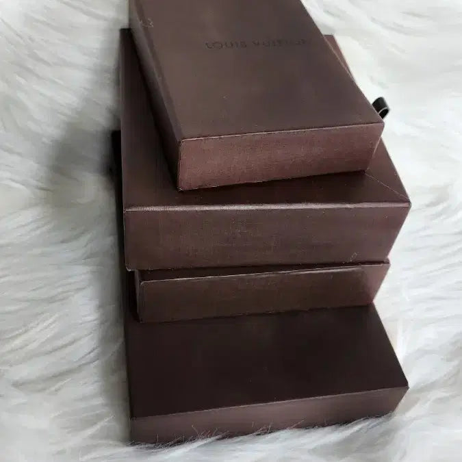 [BUNJANG] Louis Vuitton Wallet &amp; Keyring Box Set / 28)루이비통장지갑 반지갑 키링박스셋트(4번키링박스셋트가격임)