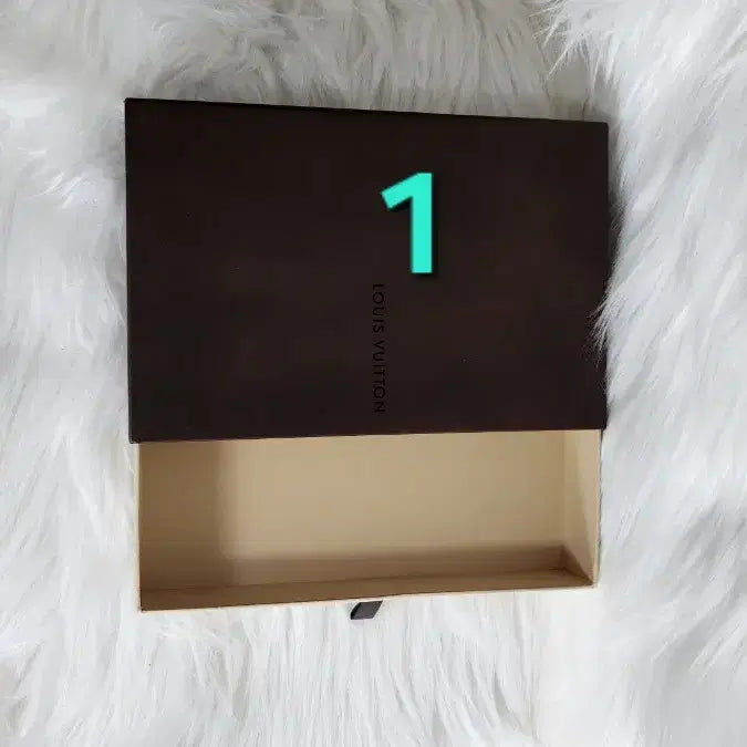 [BUNJANG] Louis Vuitton Wallet &amp; Keyring Box Set / 28)루이비통장지갑 반지갑 키링박스셋트(4번키링박스셋트가격임)