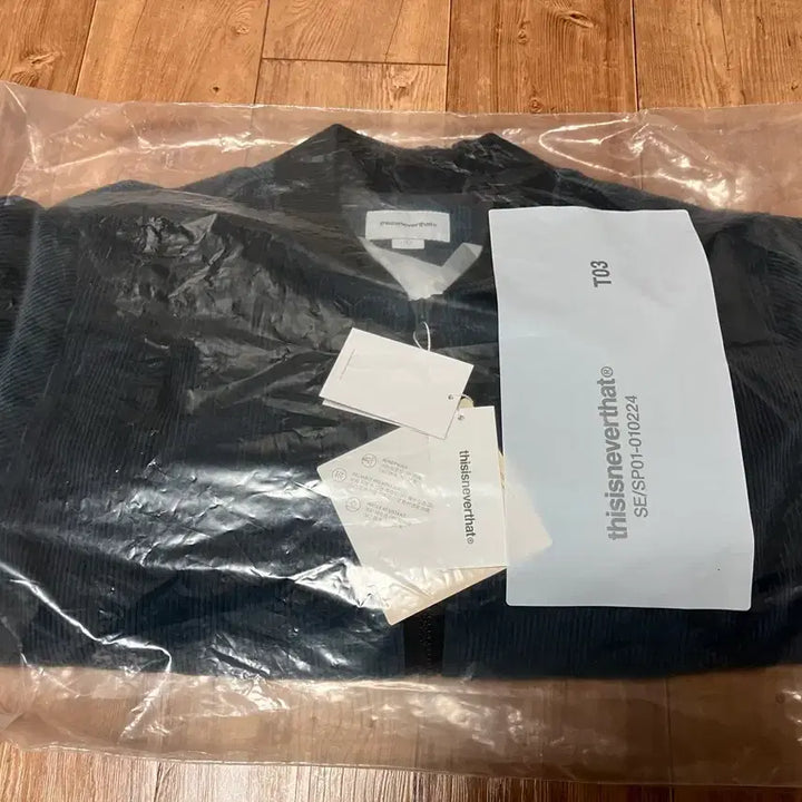 [BUNJANG] thisisneverthat Gore-Tex Jacket L / 새상품)디스이즈네버댓 고어텍스 자켓 L