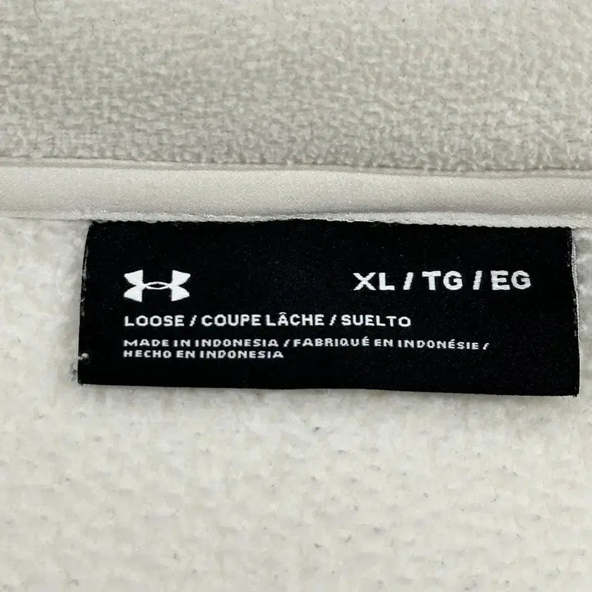 [BUNJANG] Under Armour Logo Loose White Fleece Jacket (XL) / 언더아머 로고 루즈 화이트 후리스 자켓 (XL)