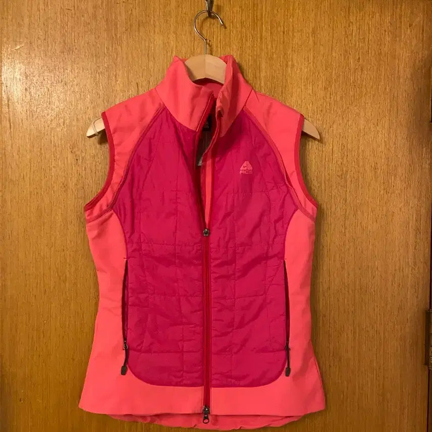 [BUNJANG] Nike ACG Pink Vest / 나이키 ACG 핑크 조끼