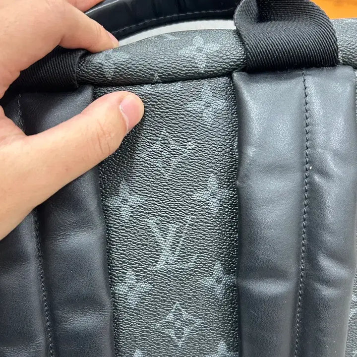 [BUNJANG] Louis Vuitton Eclipse Backpack / {정품} 루이비통 이클립스 백팩