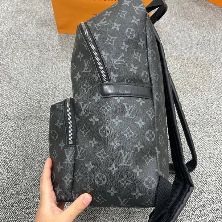[BUNJANG] Louis Vuitton Eclipse Backpack / {정품} 루이비통 이클립스 백팩