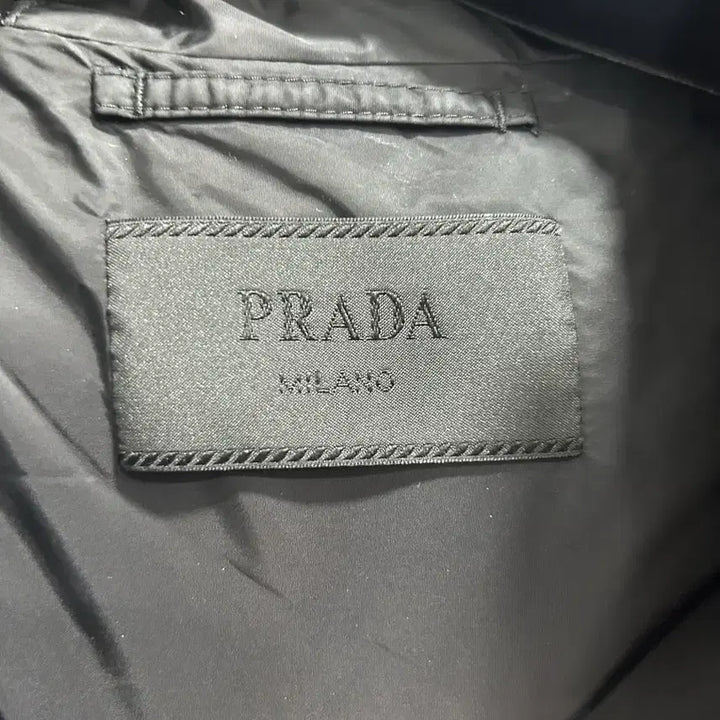 [BUNJANG] Prada Nylon Blue Hooded Windbreaker Jacket / {50 Size} 프라다 나일론 블루 후드 바람막이