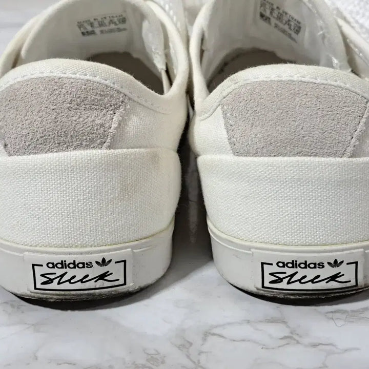 [BUNJANG] Adidas Sleek Low Women's Sneakers / 아디다스 슬릭로우 여성 운동화 245 (신1049)