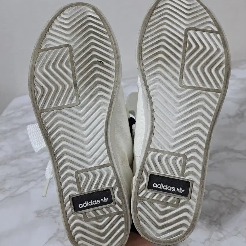 [BUNJANG] Adidas Sleek Low Women's Sneakers / 아디다스 슬릭로우 여성 운동화 245 (신1049)