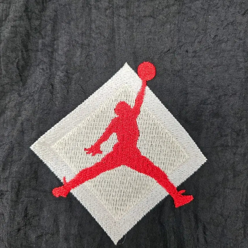 [BUNJANG] Nike Jordan Patta Track Jacket (Multi) - Size S / 나이키 조던 파타 트랙 자켓 멀티 S