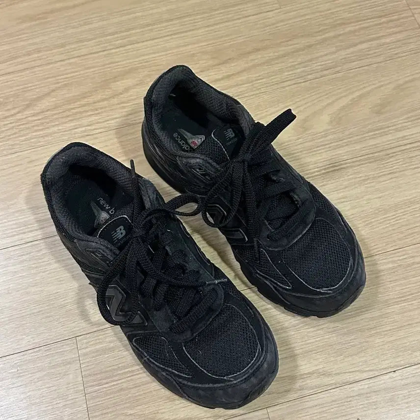 [BUNJANG] New Balance 990 V5 Triple Black Sneakers / 뉴발란스 990 V5 트리플블랙 225사이즈 팝니다