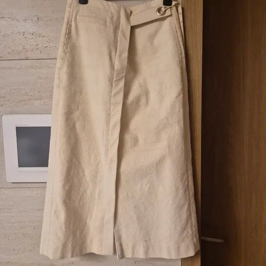 [BUNJANG] Time & Deuel Long Skirt / 타임 롱스커트 듀엘 골덴 롱스커트