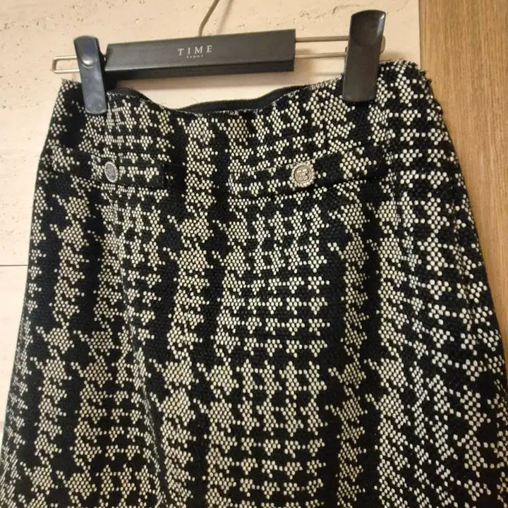 [BUNJANG] Time & Deuel Long Skirt / 타임 롱스커트 듀엘 골덴 롱스커트