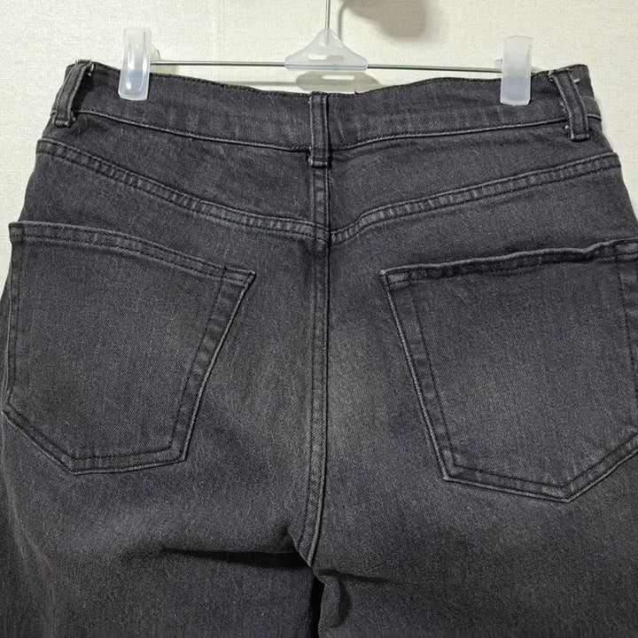 [BUNJANG] Kolon Amofpe Cropped Wide-Fit Jeans / 코오롱 아모프레 크롭 와이드핏 청바지 1사이즈 (c아08)