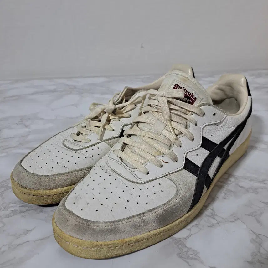 [SOLD OUT] 오니츠카타이거 남성 운동화 275 (신1024)