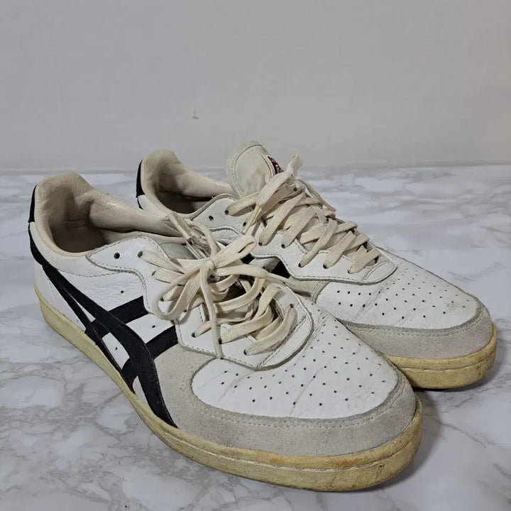 [SOLD OUT] 오니츠카타이거 남성 운동화 275 (신1024)