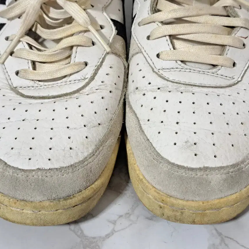 [SOLD OUT] 오니츠카타이거 남성 운동화 275 (신1024)