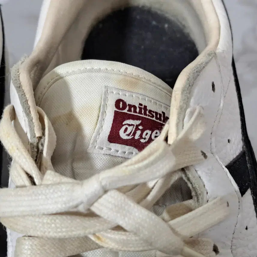 [SOLD OUT] 오니츠카타이거 남성 운동화 275 (신1024)