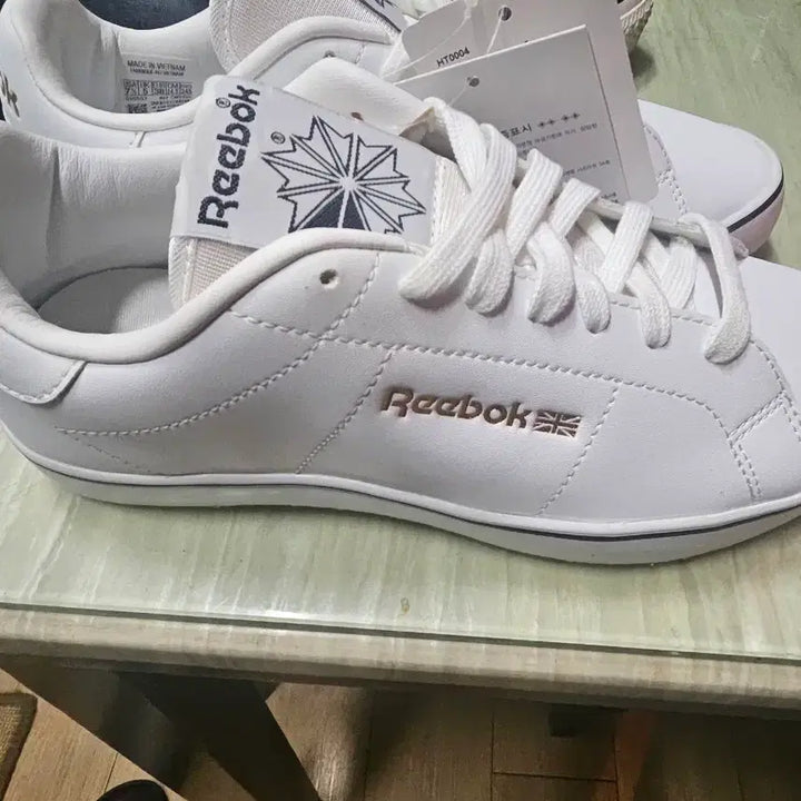 [BUNJANG] Reebok NPC II White Sneakers / 리복 NPC II 흰색 스니커즈 새상품 245