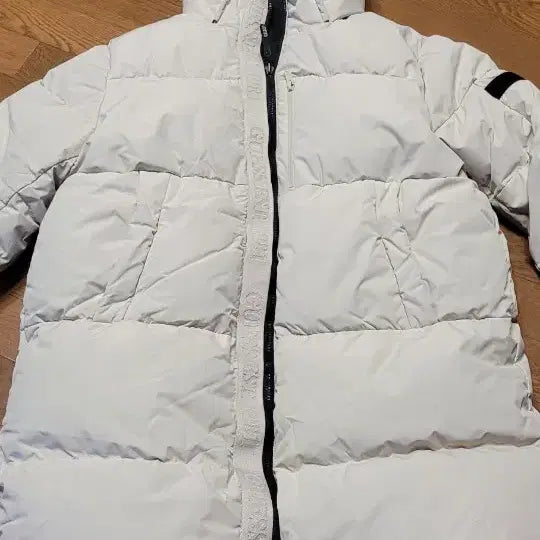 [BUNJANG] Guess Reversible Hooded Duck Down Long Padded Jacket / 두가지연출Guess양면 후드오리털 롱패딩