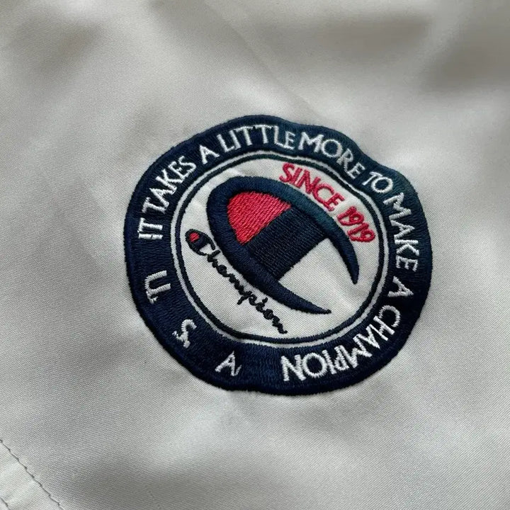 [BUNJANG] Champion Old School Ivory Windbreaker Jacket / 챔피온 올드스쿨 아이보리 바람막이 자켓