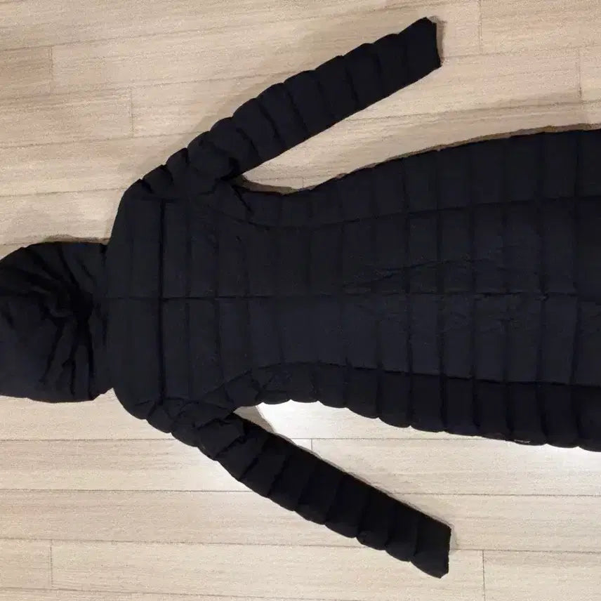 [BUNJANG] Moncler Long Down Padded Coat / 몽클레어 롱 패딩